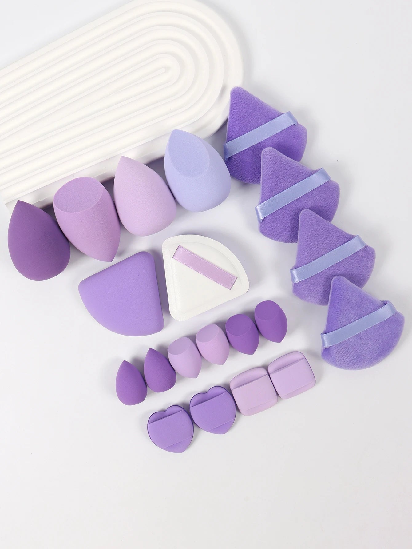 20 Pcs Pink Makeup Sponge and Makeup Puff Set Suitable for Face Cream and Powder Concealer Powder Makeup