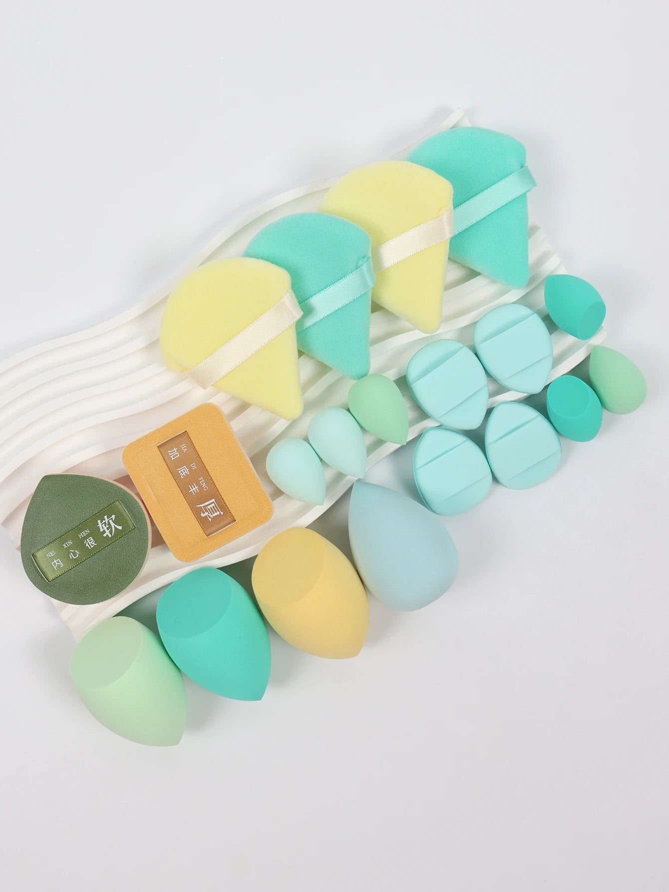 20 Pcs Pink Makeup Sponge and Makeup Puff Set Suitable for Face Cream and Powder Concealer Powder Makeup
