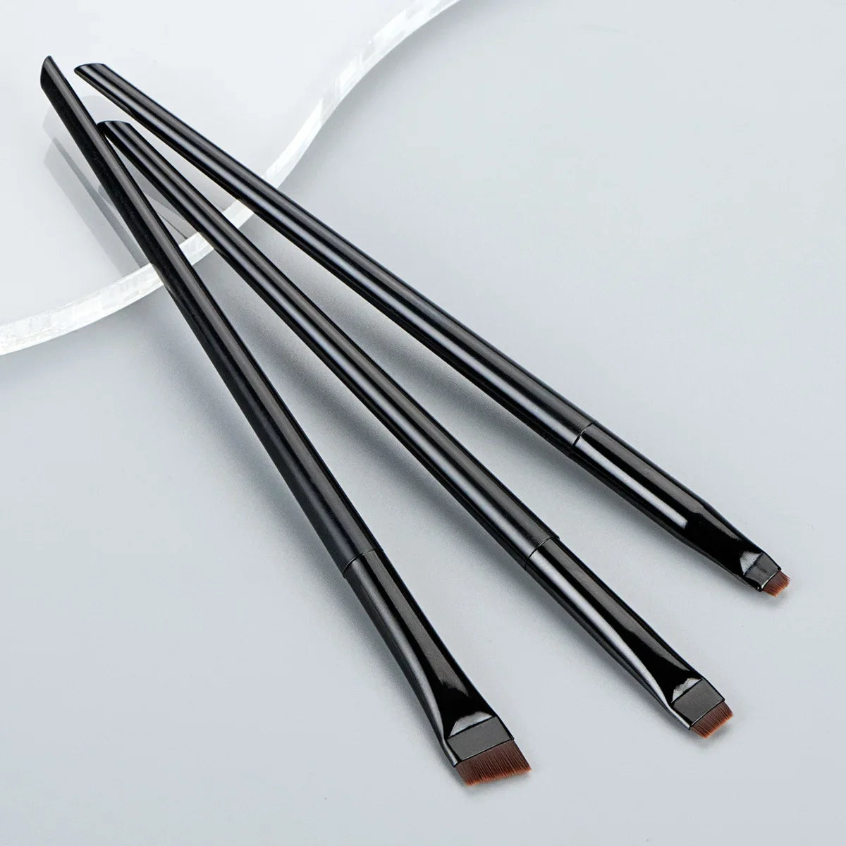 3 edge eyeliner brush