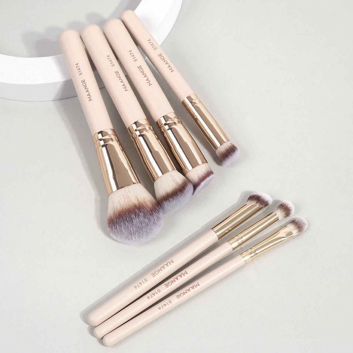 MAANGE 7 Makeup Brushes for Cosmetic Foundation Powder Concealer Blush