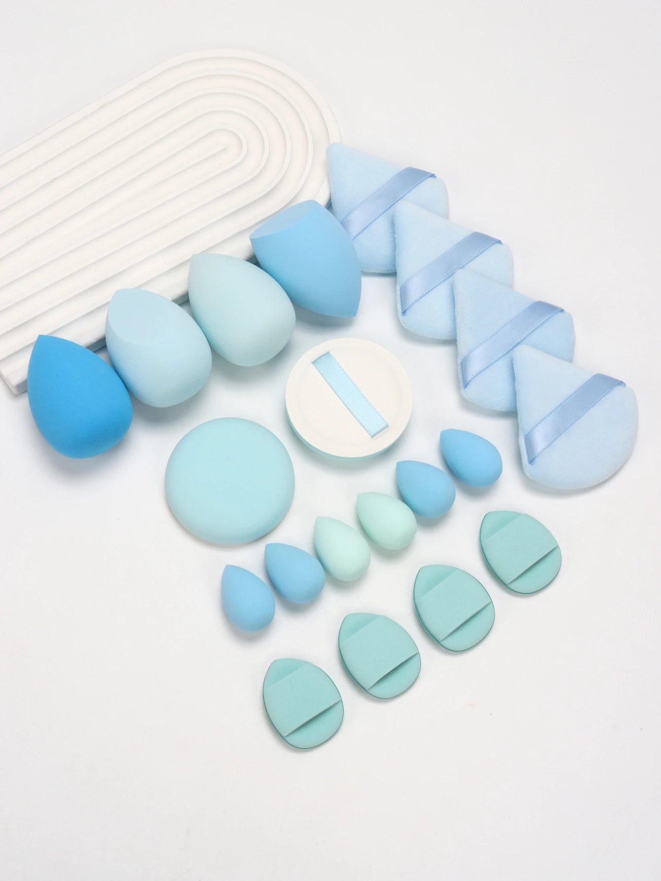 20 Pcs Pink Makeup Sponge and Makeup Puff Set Suitable for Face Cream and Powder Concealer Powder Makeup