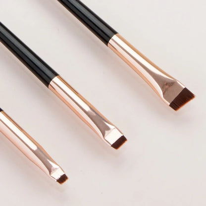 3 edge eyeliner brush