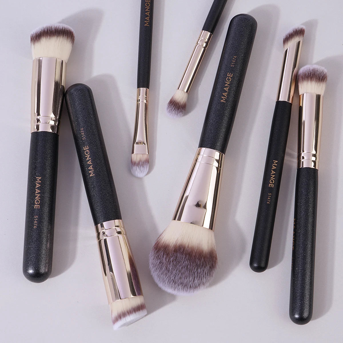 MAANGE 7 Makeup Brushes for Cosmetic Foundation Powder Concealer Blush