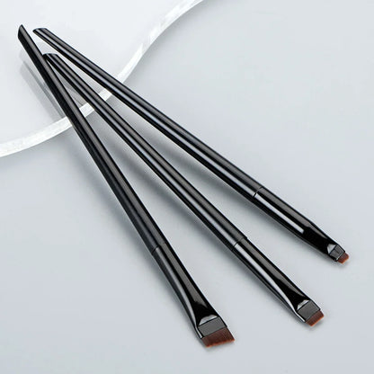 3 edge eyeliner brush