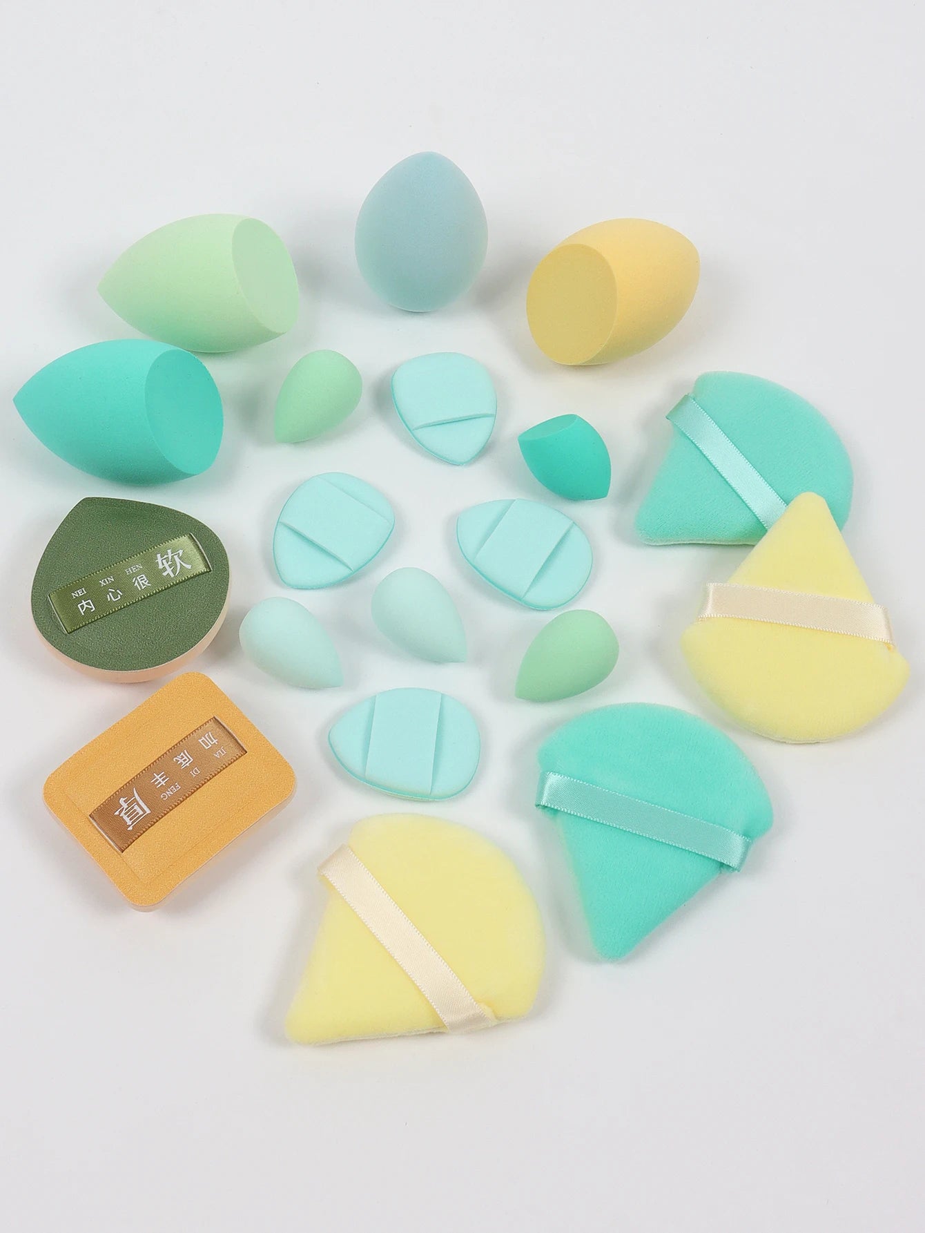 20 Pcs Pink Makeup Sponge and Makeup Puff Set Suitable for Face Cream and Powder Concealer Powder Makeup