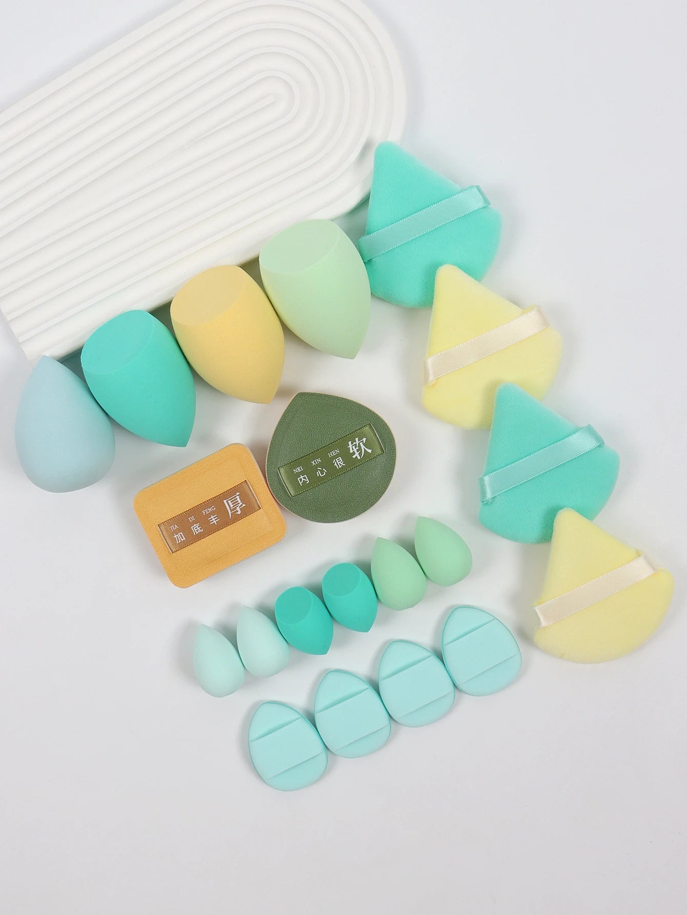 20 Pcs Pink Makeup Sponge and Makeup Puff Set Suitable for Face Cream and Powder Concealer Powder Makeup